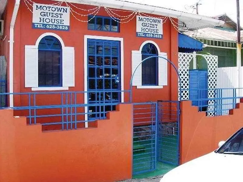 Motown Guest House contacts